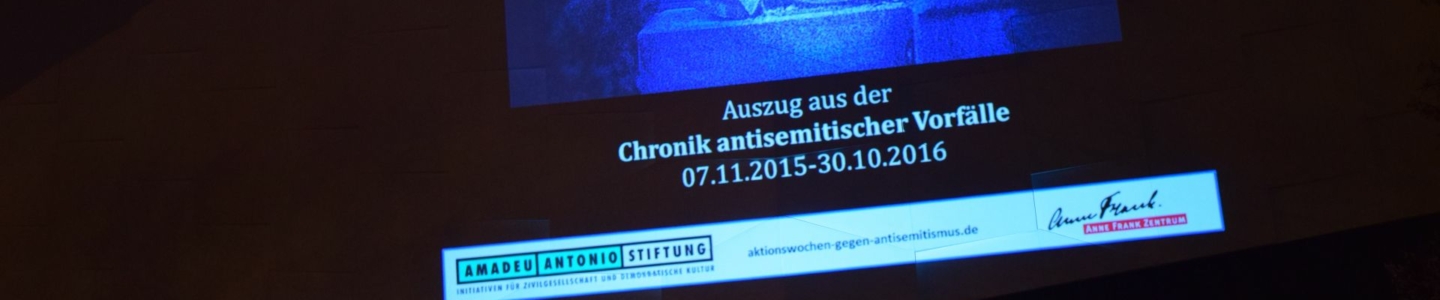 Projektion “Chronik antisemitischer Vorfälle”